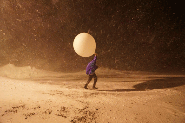 Weather balloons in the Arctic