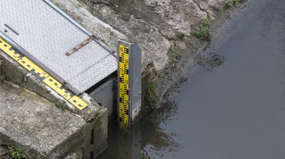Water_level_measurement_700dpi.jpeg