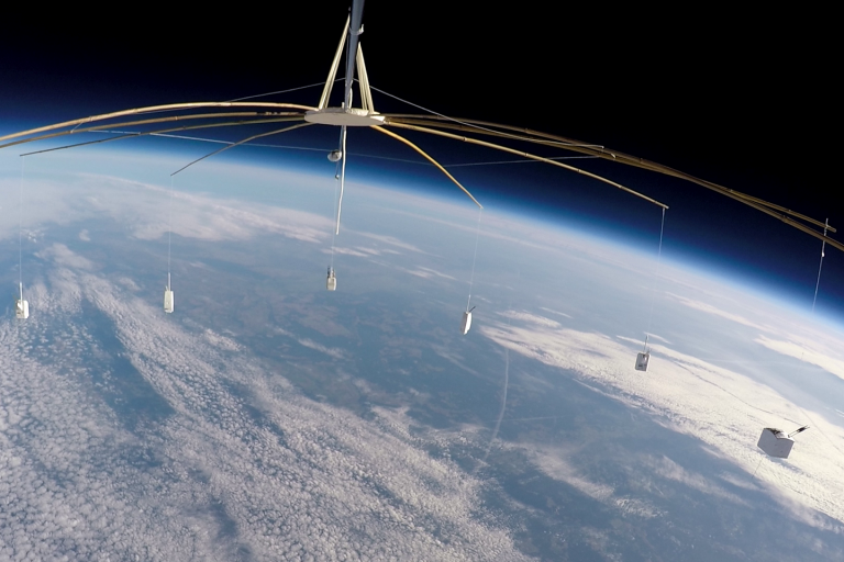 Nasa's spacecraft is flying over the earth.