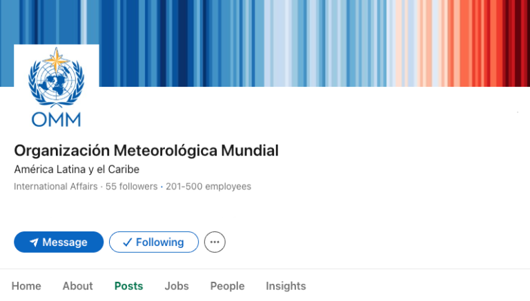 The LinkedIn header of Organización Meteorológica Mundial shows its logo and name, with a temperature stripes graphic as the background.